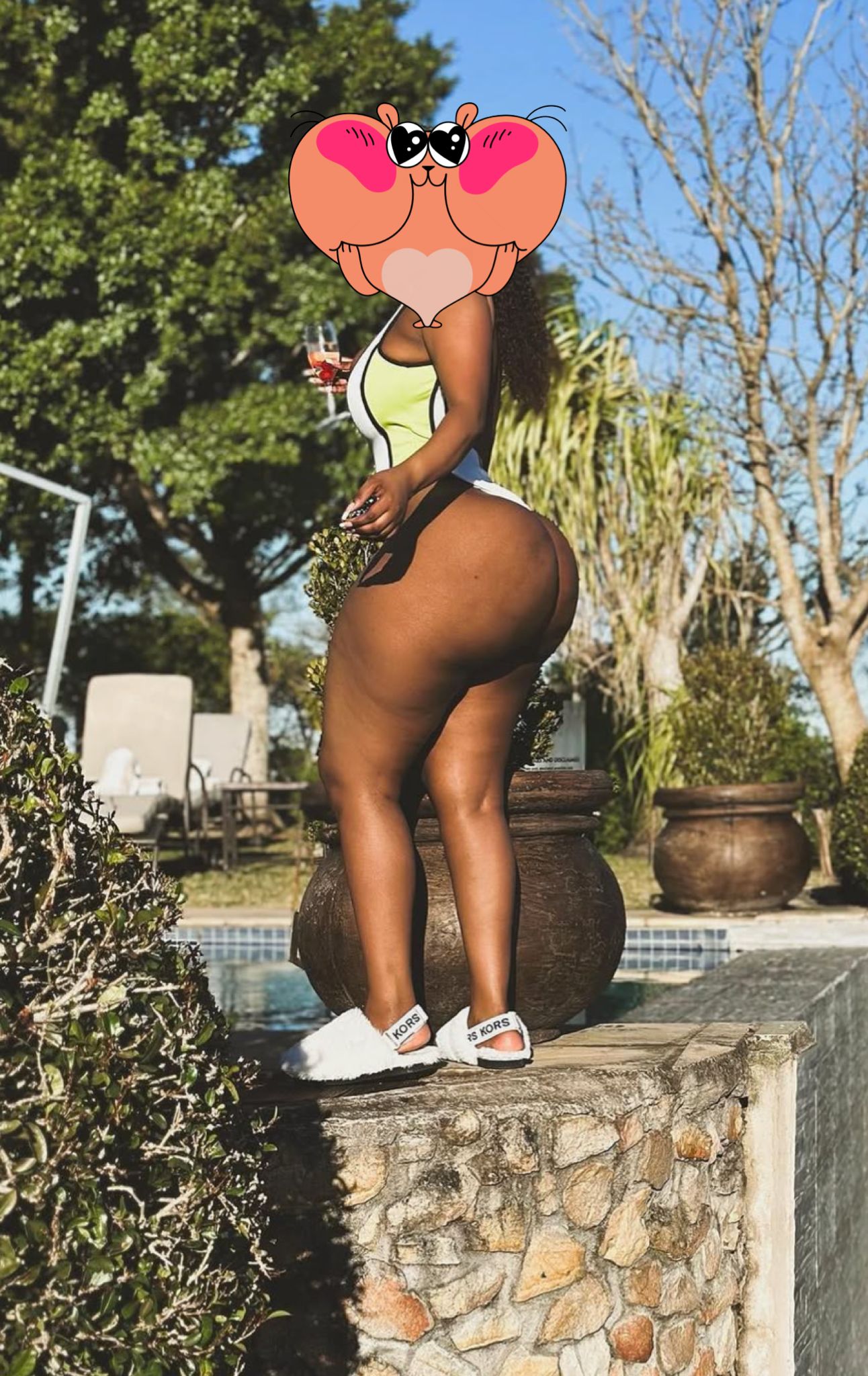 גני- נתניה 35 בחורה אפריקאית מחול