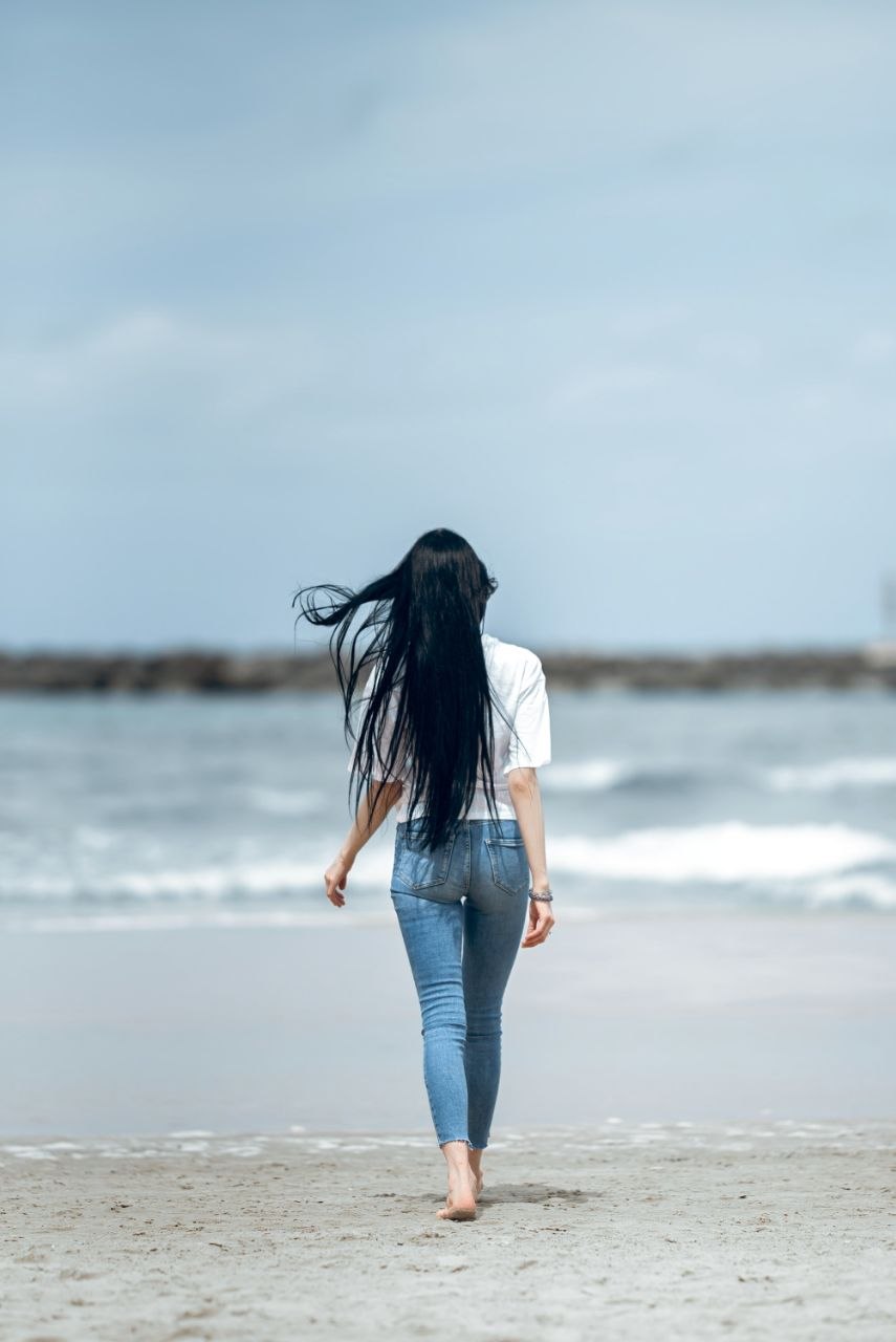 ליזה חדשה – תל אביב -אישה מנוסה כוסית על בת 25