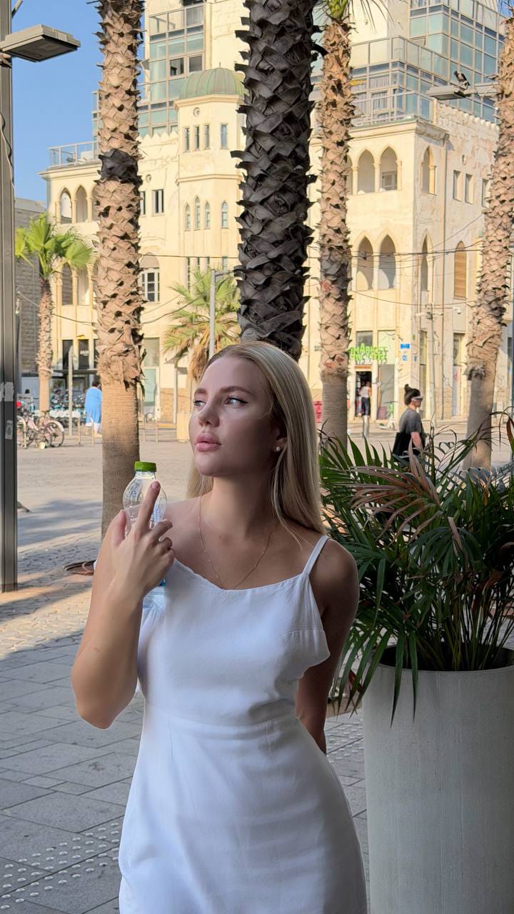 תל אביב בת 22 רוסיה תיירת